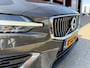 Volvo V60 2.0 T6 Recharge AWD R-Design ELEK. TREKHAAK | LEER | ADAPTIVE CRUISE | STOELVERW. | CAMERA | EXTRA SET WINTERWIELEN + VELG | MEMORY |