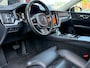Volvo V60 2.0 T6 Recharge AWD R-Design ELEK. TREKHAAK | LEER | ADAPTIVE CRUISE | STOELVERW. | CAMERA | EXTRA SET WINTERWIELEN + VELG | MEMORY |