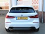 BMW 1-Serie 118i Business Edition Sport Automaat Stoelverw./Half leder Sport int/Cruise/Climate/Carplay/Digidash/17inch