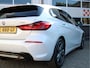 BMW 1-Serie 118i Business Edition Sport Automaat Stoelverw./Half leder Sport int/Cruise/Climate/Carplay/Digidash/17inch