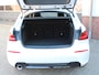 BMW 1-Serie 118i Business Edition Sport Automaat Stoelverw./Half leder Sport int/Cruise/Climate/Carplay/Digidash/17inch