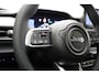 Jeep Avenger Summit 54 kWh | Navigatie | LED projector koplampen | Elektrische achterklep | 18'' lichtmetalen velgen | Camera | Stoelverwarming | Snel leverbaar!