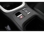 Jeep Avenger Summit 54 kWh | Navigatie | LED projector koplampen | Elektrische achterklep | 18'' lichtmetalen velgen | Camera | Stoelverwarming | Snel leverbaar!
