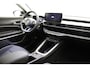 Jeep Avenger Summit 54 kWh | Navigatie | LED projector koplampen | Elektrische achterklep | 18'' lichtmetalen velgen | Camera | Stoelverwarming | Snel leverbaar!