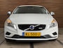 Volvo V60 1.6 T4 R-Design | Navi | Trekhaak | 180PK | Winter Pack | High Performance Audio | Leder/Alcantara