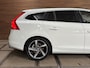 Volvo V60 1.6 T4 R-Design | Navi | Trekhaak | 180PK | Winter Pack | High Performance Audio | Leder/Alcantara