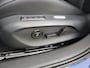 Volkswagen Passat Variant 1.5 eHybrid R-Line Edition | SoH 99% | Panoramadak | Lederen bekleding ‘Puglia’ | Trekhaak | Harman/kardon | Head-up display | Stoelventilatie voor | Adaptieve demping |
