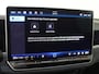 Volkswagen Passat Variant 1.5 eHybrid R-Line Edition | SoH 99% | Panoramadak | Lederen bekleding ‘Puglia’ | Trekhaak | Harman/kardon | Head-up display | Stoelventilatie voor | Adaptieve demping |