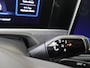 Volkswagen Passat Variant 1.5 eHybrid R-Line Edition | SoH 99% | Panoramadak | Lederen bekleding ‘Puglia’ | Trekhaak | Harman/kardon | Head-up display | Stoelventilatie voor | Adaptieve demping |