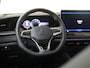 Volkswagen Tayron 1.5 eHybrid R-Line Edition | SoH 99% | Panoramadak | Trekhaak | Adaptieve demping | Head-up display | Harman/kardon | 360 camera | Stoelverwarming voor en achter | Parkeerassistent |