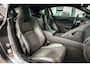Jaguar F-Type 2.0T P300 R-Dynamic | LED | Panoramadak | Meridian Sound | PDC met Camera | Zeer Mooi! |