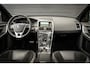 Volvo XC60 2.0 T6 FWD R-Design | Panorama | Trekhaak | Clima | Cruise | Bluetooth | Navi | Metalic | Mooi!