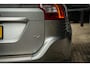 Volvo XC60 2.0 T6 FWD R-Design | Panorama | Trekhaak | Clima | Cruise | Bluetooth | Navi | Metalic | Mooi!