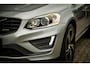 Volvo XC60 2.0 T6 FWD R-Design | Panorama | Trekhaak | Clima | Cruise | Bluetooth | Navi | Metalic | Mooi!