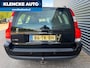 Volvo V70 2.4 Edition II 5-cilinder NETTE STAAT Lederen bekleding Airco Cruise ctrl Trekhaak 140PK