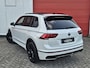 Volkswagen Tiguan 1.5 TSI R-Line Business+ | PANO | Elek. trekhaak | Rijklaar inclusief 1 jaar BOVAG garantie!