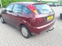 Ford Focus 1.6-16V