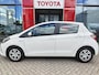 Toyota Yaris 1.5 Hybrid Active | Navigatie | Achteruitrijcamera | Airco