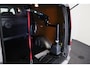 Mercedes-Benz Vito 113 CDI 320 Lang DC Luxe 2011 | Nette Bus | 1e Eigenaar | Dubbele cabine | NAP Nationale Autopas | Invalide Lift | Stuurwiel Bediening | Cruise Control | Airco | Parkeersensoren | Boekjes | 2 Sleutels