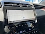 Hyundai Tucson 1.6 T-GDI Plug-in Hybrid Sky 4WD N-line l Trekhaak, 360 Camera, Adaptieve Cruise, Panoramadak, Stoelventilatie, Stoel/stuurverwarming V+A, Elektrische stoelverstelling met geheugen, Half alcantara/leder, Full option!