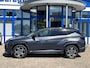 Hyundai Tucson 1.6 T-GDI Plug-in Hybrid Sky 4WD N-line l Trekhaak, 360 Camera, Adaptieve Cruise, Panoramadak, Stoelventilatie, Stoel/stuurverwarming V+A, Elektrische stoelverstelling met geheugen, Half alcantara/leder, Full option!