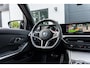 BMW 3-Serie Touring 330e xDrive Pano H&K Trek Grote Accu 360