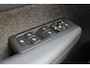 Volvo XC40 T4 Automaat Momentum Pro | Bandenspanningscontrolesysteem | lederen/stof bekleding | Navigatiesysteem full map + hard disk | Voorstoelen in hoogte verstelbaar | Bagage-scheidingsnet | Achteruitrijcamera | Trekhaak automatisch uitklapbaar | lederen versnellingspook | Elektrische ramen voor en achter | Centrale deurvergrendeling met afstandsbediening