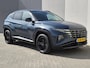 Hyundai Tucson 1.6 T-GDI PHEV Premium 4WD / Fabrieksgarantie tot 11-2028 / Dealer onderhouden / Trekgewicht 1350 kg / Rondomzicht camera / Stuur- Stoel & Achterbank verwarming / Adaptief cruise control / Stoelventilatie / Elektrische achterklep /