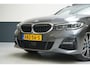 BMW 3-Serie Touring 330e High Executive | SoH 90% | Panoramadak | Trekhaak | Memory | Stuurverwarming | Carplay | Stoelverwarming