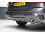 BMW 3-Serie Touring 330e High Executive | SoH 90% | Panoramadak | Trekhaak | Memory | Stuurverwarming | Carplay | Stoelverwarming
