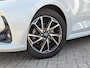 Toyota Yaris 1.5 Hybrid Dynamic | Nieuwe All seaons | Parelmoer | Camera | Keyless | ACC | Navi | Carplay