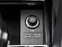Skoda Karoq 1.5 TSI ACT Business Edition | Automaat | Apple Carplay / Android Auto | Panoramadak | Parkeersensoren | Trekhaak |