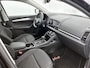 Skoda Karoq 1.5 TSI ACT Business Edition | Automaat | Apple Carplay / Android Auto | Panoramadak | Parkeersensoren | Trekhaak |
