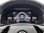 Skoda Karoq 1.5 TSI ACT Business Edition | Automaat | Apple Carplay / Android Auto | Panoramadak | Parkeersensoren | Trekhaak |