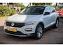 Volkswagen T-Roc 1.0 TSI Style | Trekhaak | Climate Control | Adaptieve Cruise Control | Camera | Privacy Glass | PDC V+A | 44DKM!