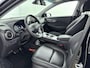 Hyundai Kona Electric EV LIMITED 64 kWh | LEDER | DODEHOEK DETECTIE | 3 FASEN | CAMERA | CLIMA | CRUISE ADAPT. | NAVI | PRIVACY GLASS | DAKRAILING | APPLE CAR PLAY & ADROID AUTO |