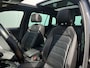 Volkswagen Tiguan 1.5 TSI R-Line Business+ | Elektr. trekhaak | Schuif-/kanteldak | Lederen bekleding | Stoelmemory