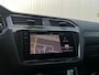 Volkswagen Tiguan 1.5 TSI R-Line Business+ | Elektr. trekhaak | Schuif-/kanteldak | Lederen bekleding | Stoelmemory