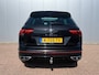Volkswagen Tiguan 1.5 TSI R-Line Business+ | Elektr. trekhaak | Schuif-/kanteldak | Lederen bekleding | Stoelmemory