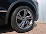 Volkswagen Tiguan 1.5 TSI R-Line Business+ | Elektr. trekhaak | Schuif-/kanteldak | Lederen bekleding | Stoelmemory