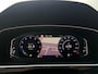 Volkswagen Tiguan 1.5 TSI R-Line Business+ | Elektr. trekhaak | Schuif-/kanteldak | Lederen bekleding | Stoelmemory