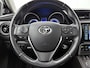 Toyota Auris Touring Sports 1.8 Hybrid Executive | Panoramadak | Parkeersensoren voor+achter met assistent | Stoelverwarming | Trekhaak | Navigatie | Climate Control |