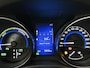 Toyota Auris Touring Sports 1.8 Hybrid Executive | Panoramadak | Parkeersensoren voor+achter met assistent | Stoelverwarming | Trekhaak | Navigatie | Climate Control |