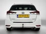 Toyota Auris Touring Sports 1.8 Hybrid Executive | Panoramadak | Parkeersensoren voor+achter met assistent | Stoelverwarming | Trekhaak | Navigatie | Climate Control |