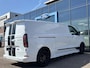 Ford E-Transit Custom 340 L2H1 Sport 71 kWh 218PK 2x Schuifdeur PRO Power 2300KG Trekgewicht Adaptieve Cruise Navi Stoelverwarming Carplay Blind-Spot *Nieuw*