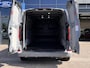 Ford E-Transit Custom 340 L2H1 Sport 71 kWh 218PK 2x Schuifdeur B&O Audio 2300KG Trekgewicht Adaptieve Cruise Navi Stoelverwarming Carplay Blind-Spot *Nieuw*