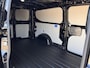 Ford E-Transit Custom 340 L2H1 Sport 71 kWh 218PK 2x Schuifdeur B&O Audio 2300KG Trekgewicht Adaptieve Cruise Navi Stoelverwarming Carplay Blind-Spot *Nieuw*