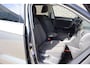 Volkswagen T-Roc 1.0 TSI 110pk Style | Trekhaak | Allseason banden | Navigatie