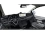 Volkswagen Transporter Caravelle Style L2 2.5 eHybrid 233 pk | €2.500 Inruilpremie beschikbaar | 8-zits | Elek. Trekhaak | Verwarmde voorruit | Elektrische voorstoelen | Harman-Kardon |