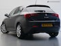 Alfa Romeo Giulietta 1.4 T Exclusive Sport (AUTOMAAT,PARKEERSENSOREN,CLIMATE,CRUISE,BLUETOOTH,NAVIGATIE,LM-VELGEN,TOPCONDITIE)